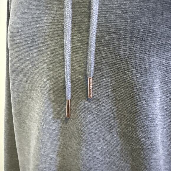 Sweaty Betty Gray Velour Sweatshirt Pullover Funnel Neck Size Medium - Picture 6 of 9